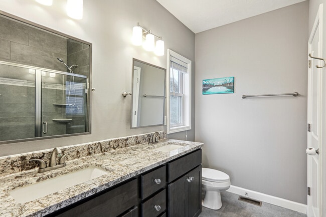 Building Photo - 4533 Nicklaus Dr