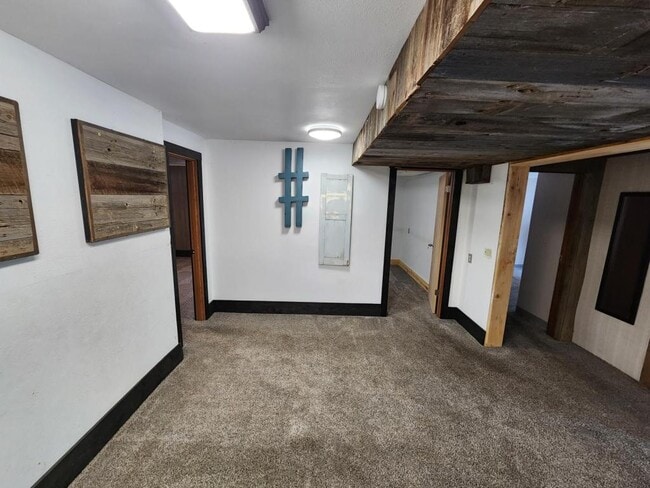 Building Photo - 2318 E Boulevard Ave