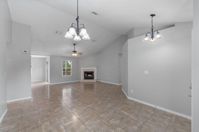 Building Photo - 8828 Arlington Ln