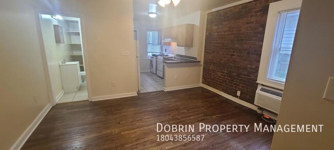 Building Photo - Just 3 blocks from Byrd Park & Swan Lake!