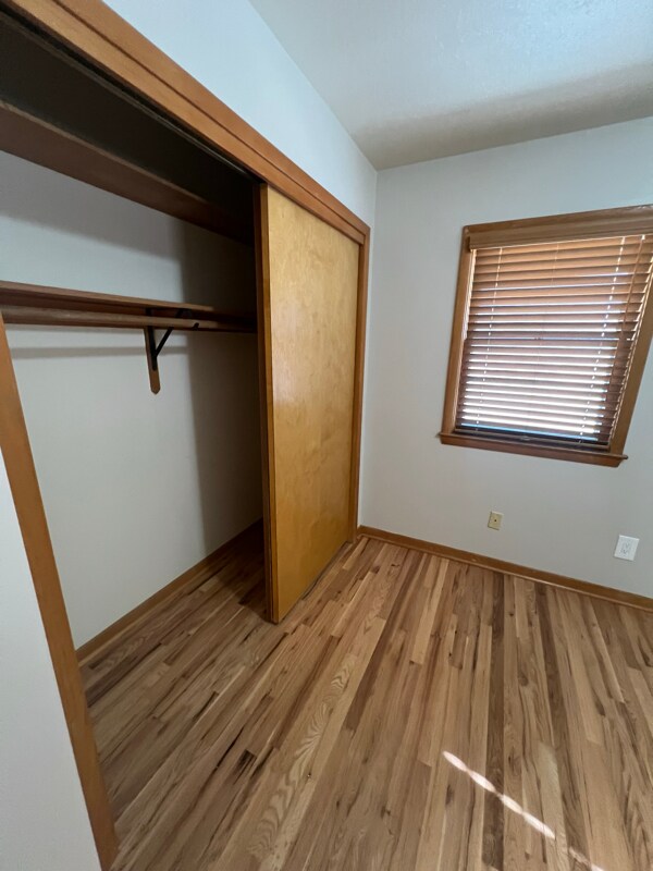 Building Photo - 6210 Franklin Ave