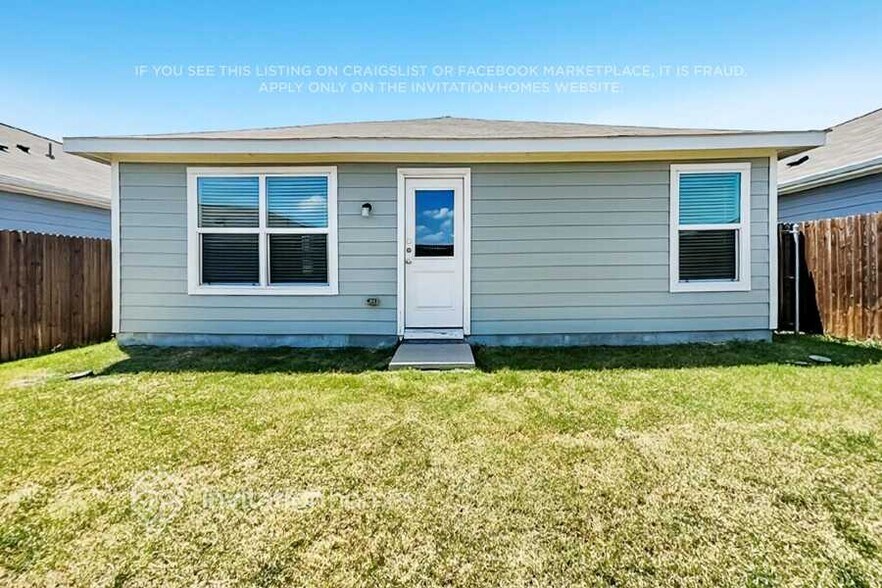 Building Photo - 5423 Longshadow Dr