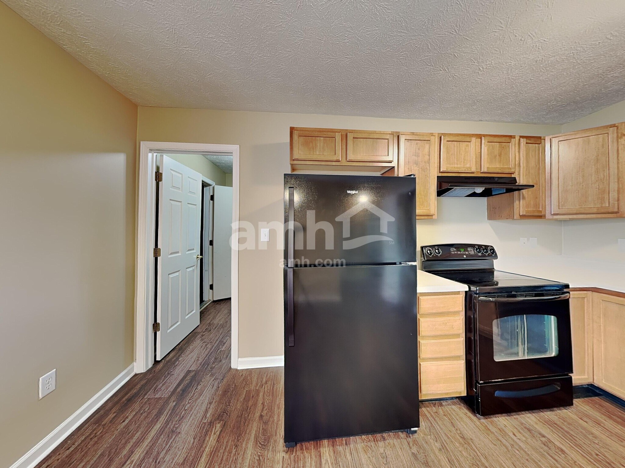 Building Photo - 18 Lasalle Ct