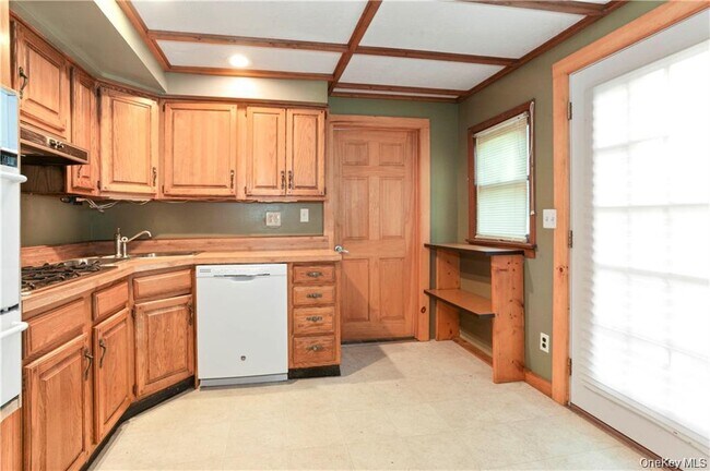 Building Photo - 4 1st St