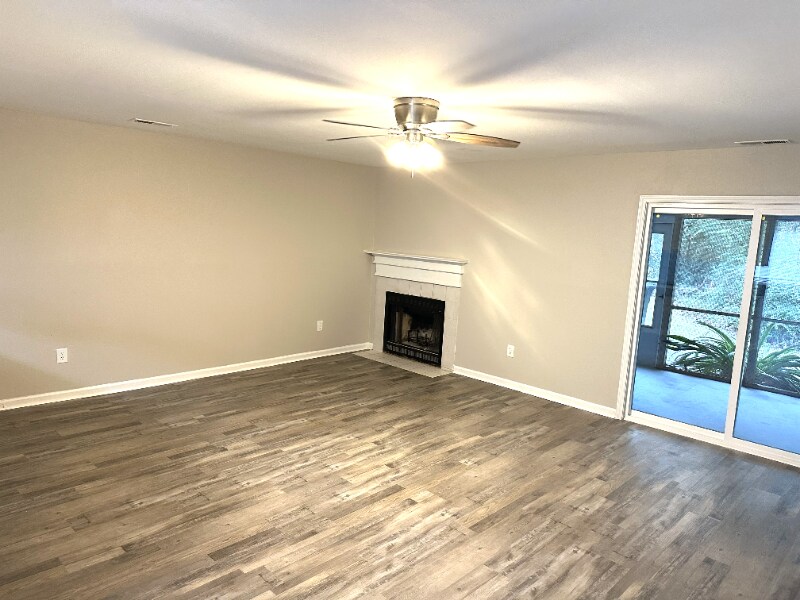 Building Photo - 178 Beaver Pond Loop