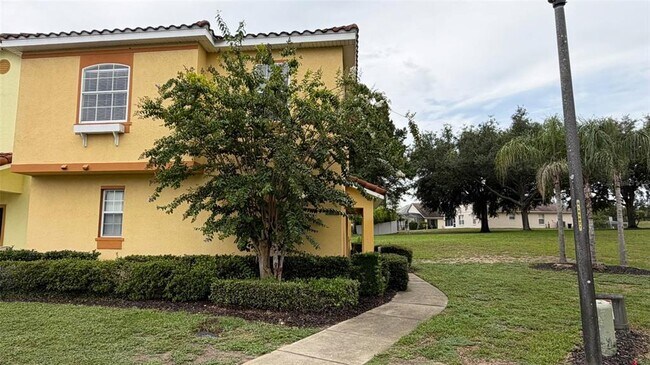 Building Photo - 203 Madison Cir