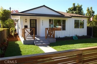 Building Photo - 3637 Ashwood Ave