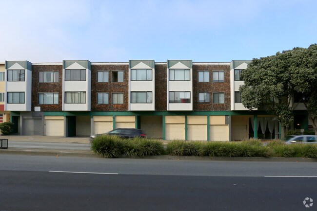 Building Photo - 740 Monterey Blvd