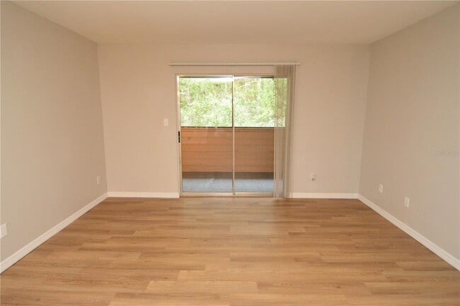 Building Photo - 1400 Gandy Blvd N