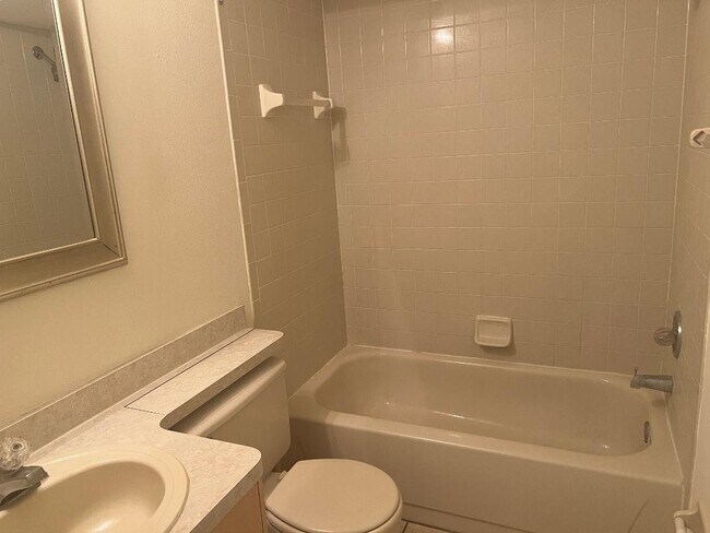 Building Photo - 12325 Villager Ct