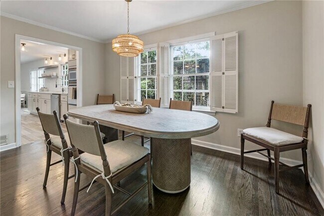 Building Photo - 4243 McClatchey Cir NE