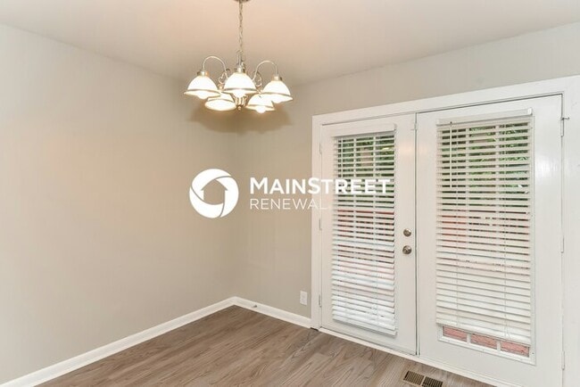 Building Photo - 5 Bedroom Pet-Friendly Home in Atlanta, GA with Main Street Renewal