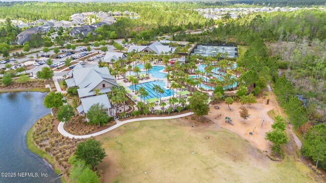 Building Photo - 324 Windley Dr
