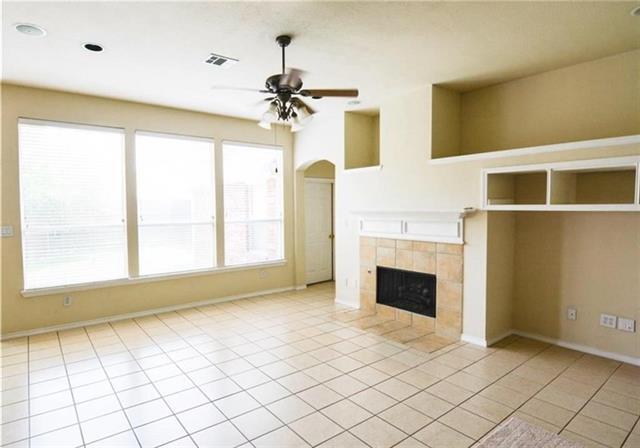 Building Photo - 3302 Edgebrook Ct