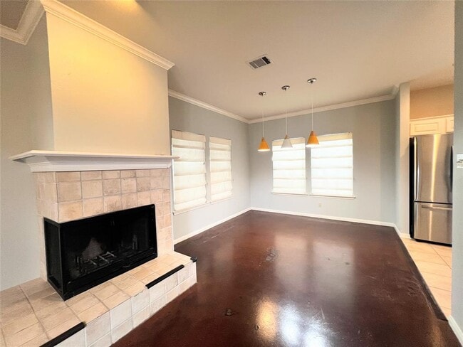 Building Photo - 12416 Beartrap Ln