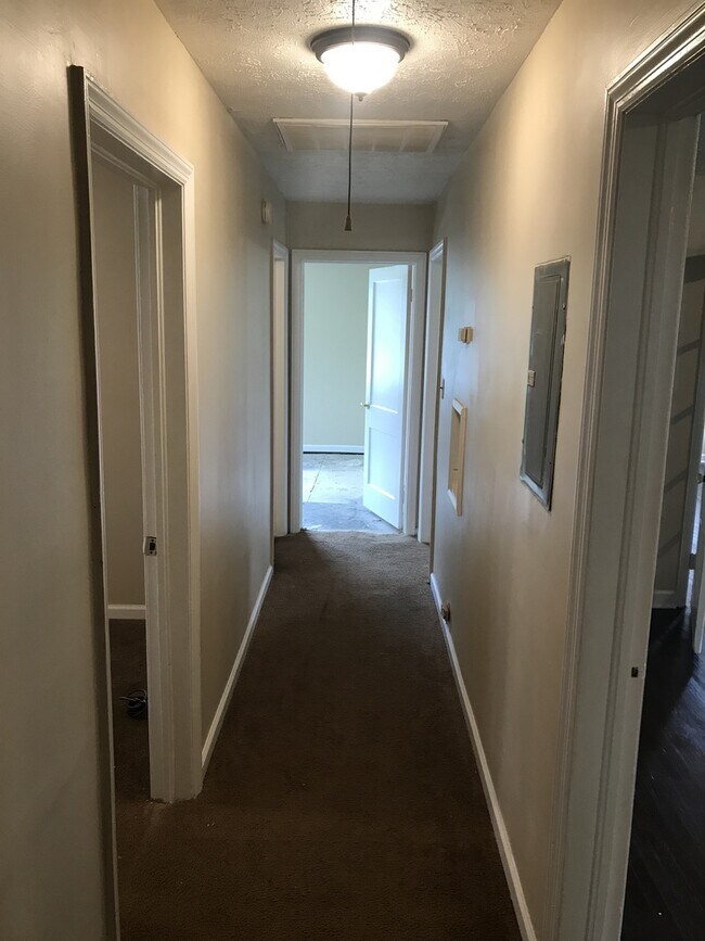 Building Photo - ***ON HOLD**3 Bedroom / 1 Bathroom Home for Rent in Columbus, GA***