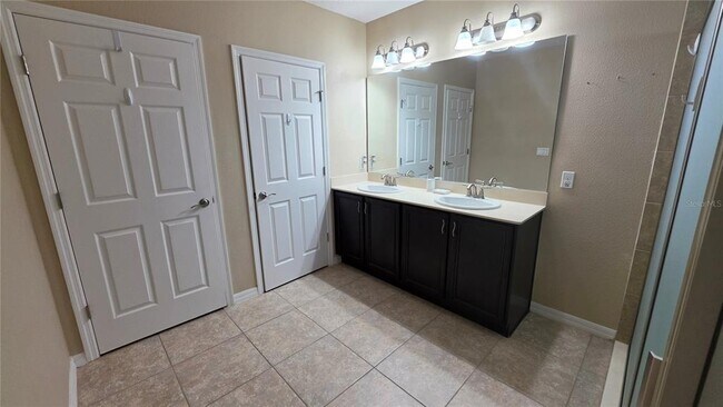 Building Photo - 3729 Isles Arbor Ln