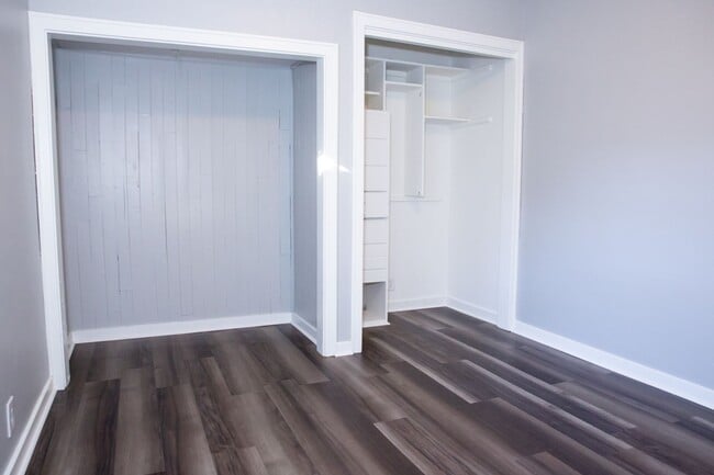 Building Photo - Next-Level Student Living  |  3,000+ Sq Ft 4BR Home Steps from Ball State – Pre-Lease Now!