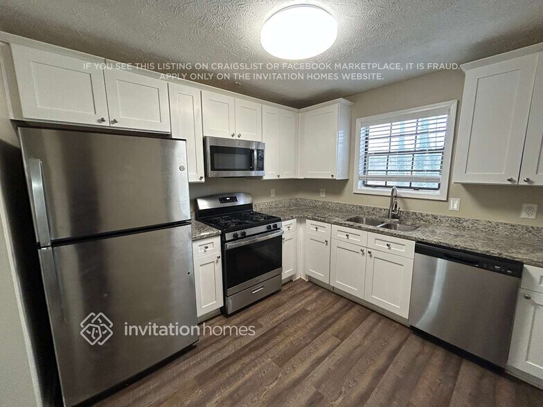 Building Photo - 3477 Tarragon Dr