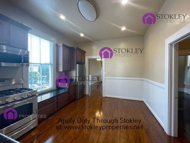 Building Photo - 3968 24th St