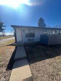 Building Photo - 2000 Indianapolis Rd