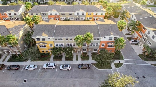 Building Photo - 433 Amador Ln