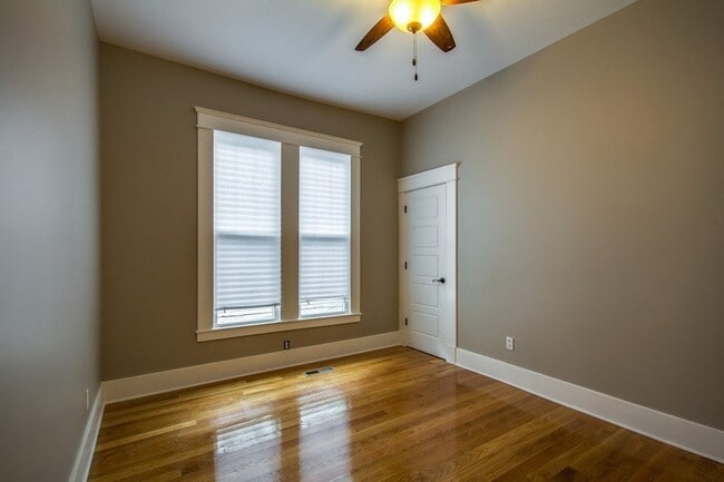 Building Photo - 5106 Indiana Ave