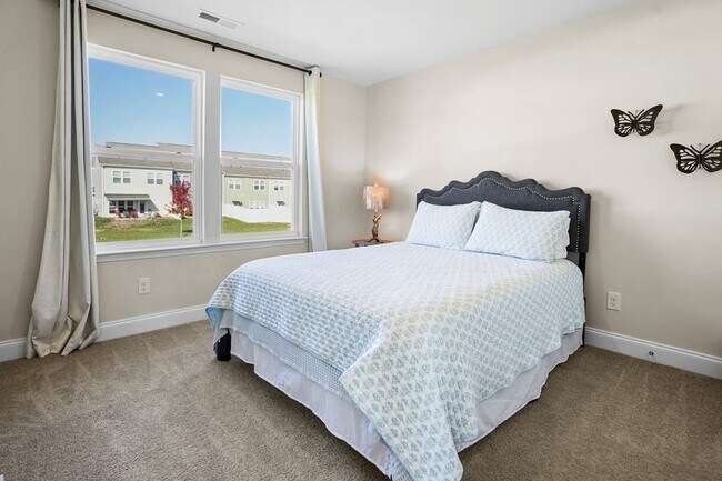 Building Photo - 1223 June Wilde Rdg