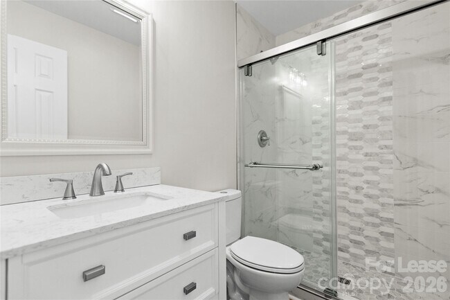 Building Photo - 280 Lakeview Shores Loop