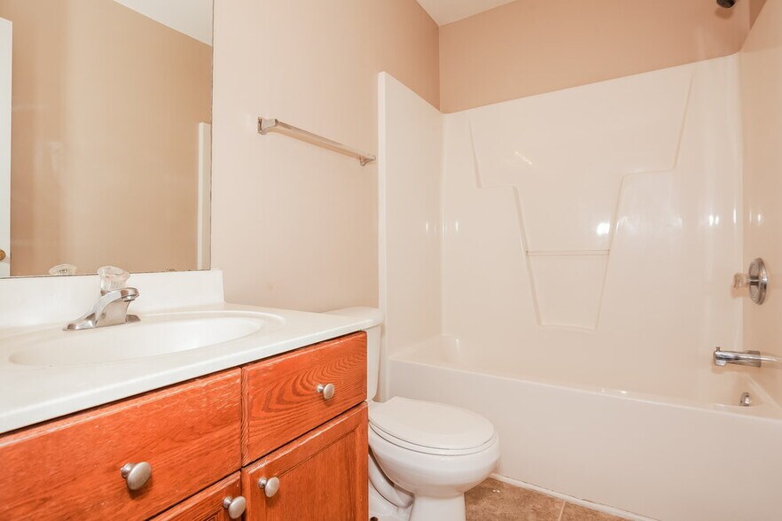 Building Photo - 4511 Tabcat Ct