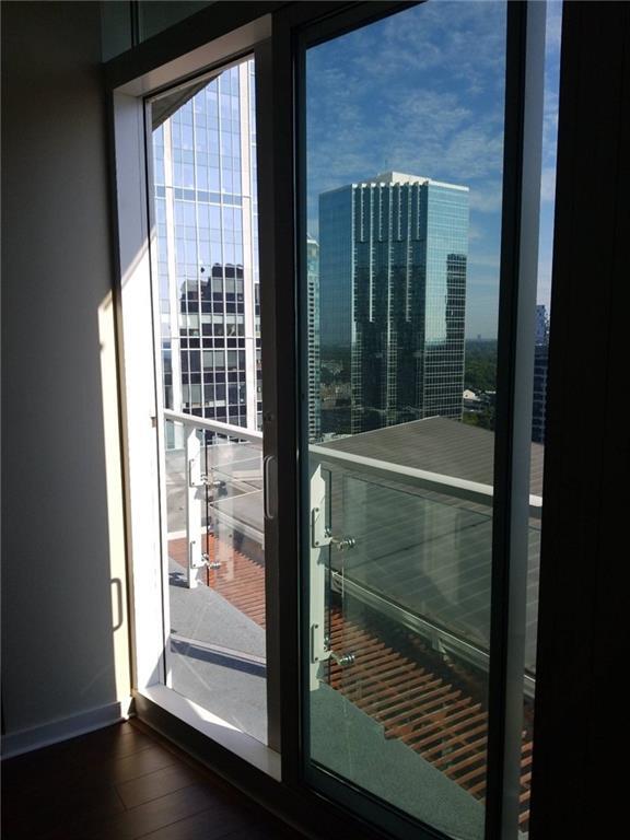 Building Photo - 3325 Piedmont Rd NE