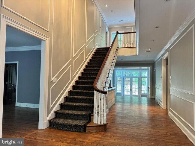 Building Photo - 10856 Patowmack Dr