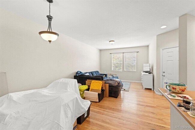 Building Photo - 5521 Cross Creek Dr