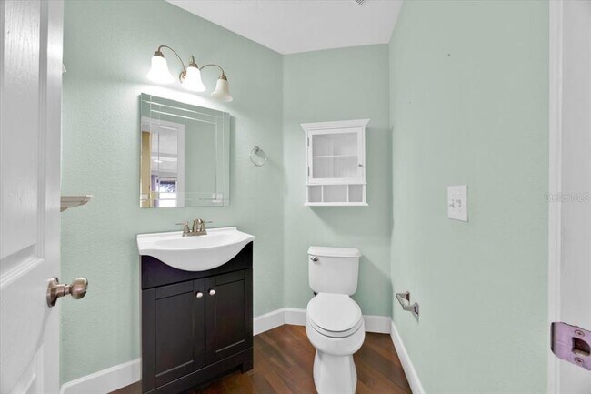 Building Photo - 409 Rona Ln