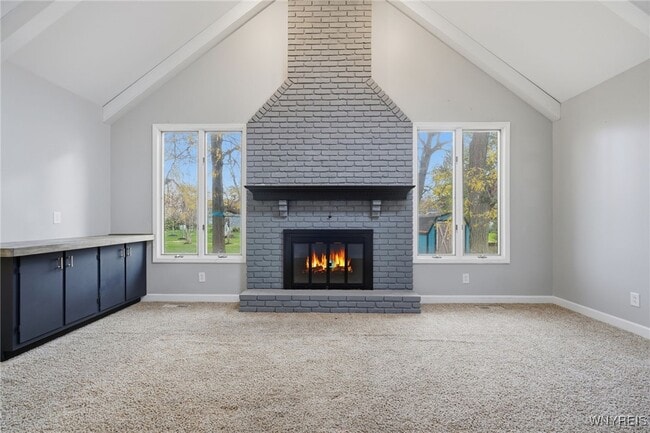 Building Photo - 8221 Clarence Ln N