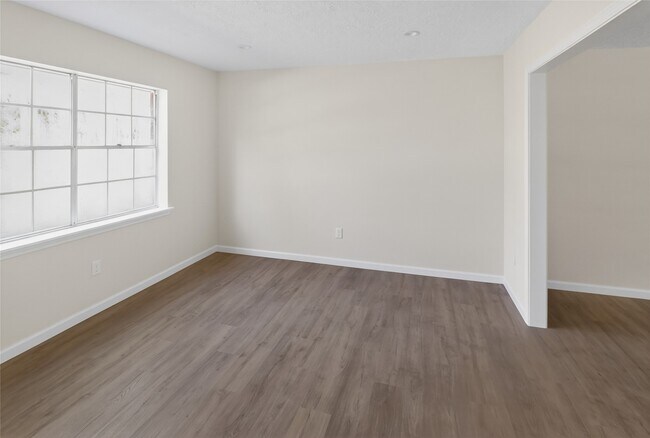 Building Photo - 133 Cherry Tree Ln