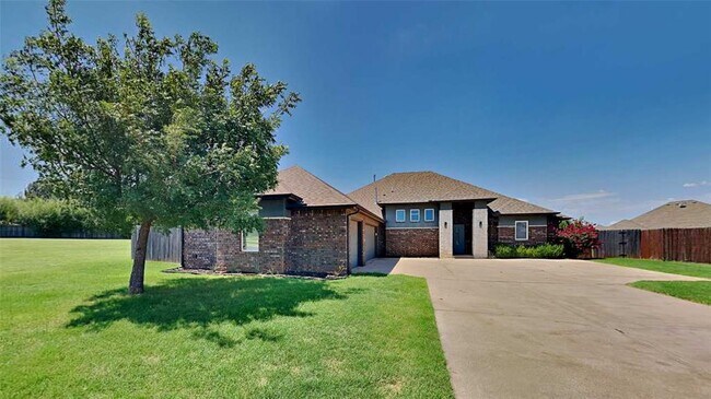 Building Photo - 2433 NW 173rd St