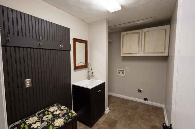 Building Photo - 108 Springfield Blvd