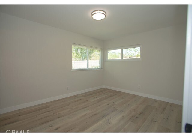 Building Photo - 496 W 48th St