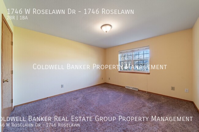 Building Photo - 1746 W Roselawn Dr