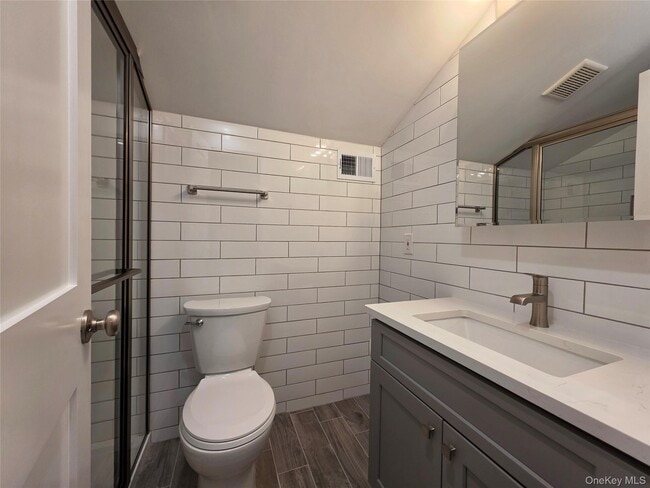 Building Photo - 2984 Trinity St