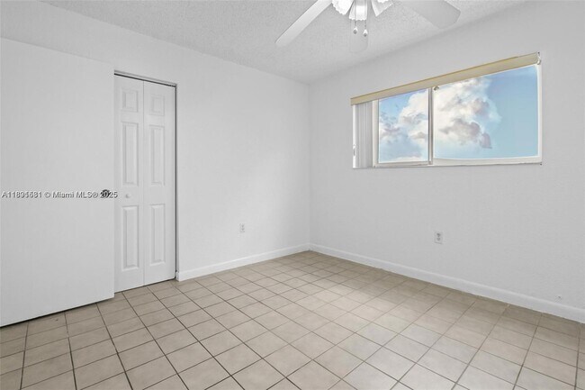 Building Photo - 5736 W 26th Ave