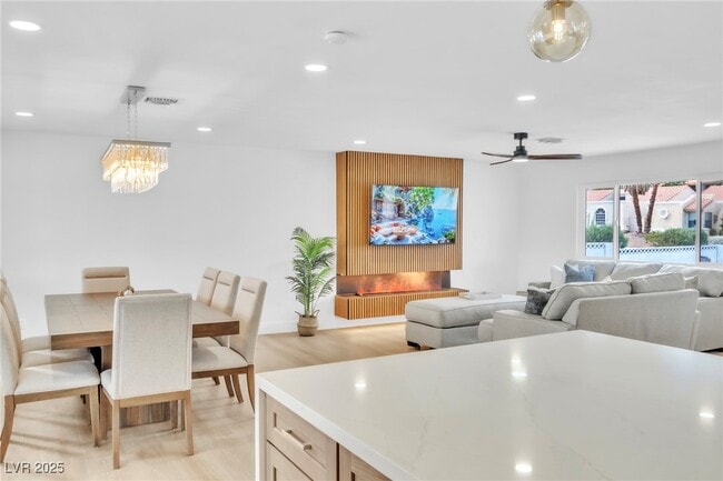 Building Photo - 3485 Shamrock Ave