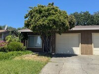 Building Photo - Duplex for Rent – Citrus Heights, CA