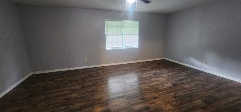 Building Photo - 416 E K St