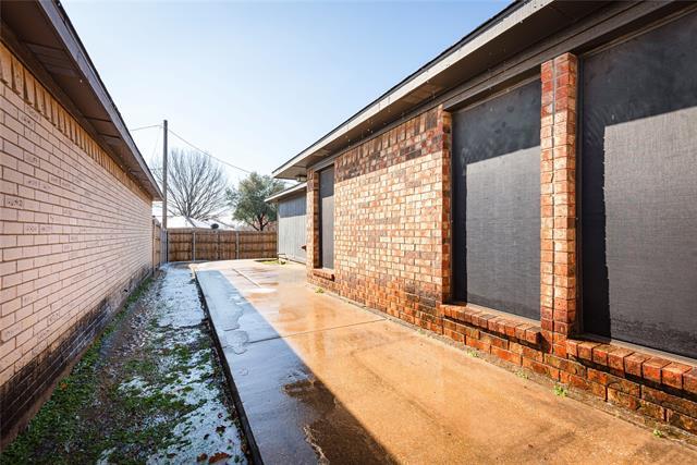Building Photo - 211 Stone Cir