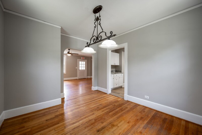 Building Photo - 500a N Thomas Rd
