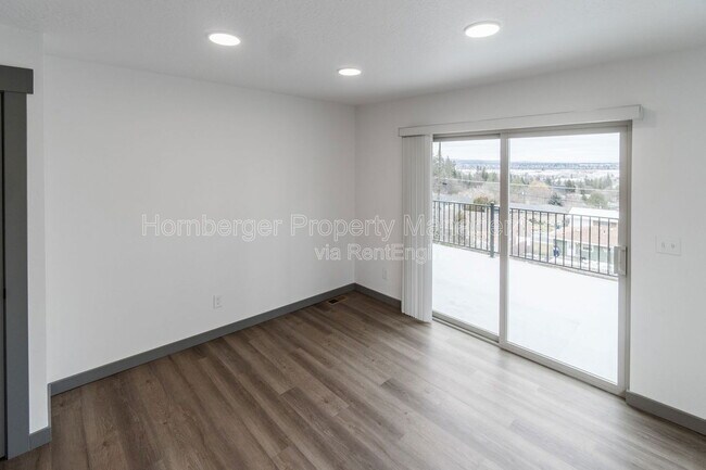 Building Photo - 3519 E 17th Ave