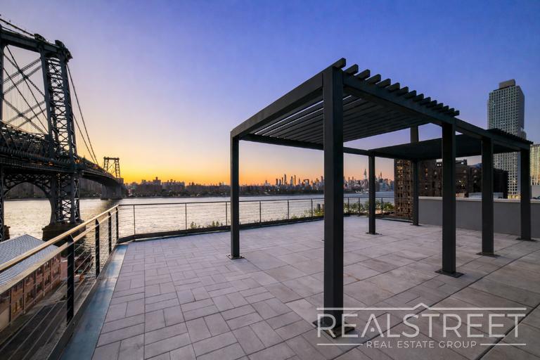 Building Photo - NO FEE Luxury Waterfront 2 Bedroom with wrap around terrace!