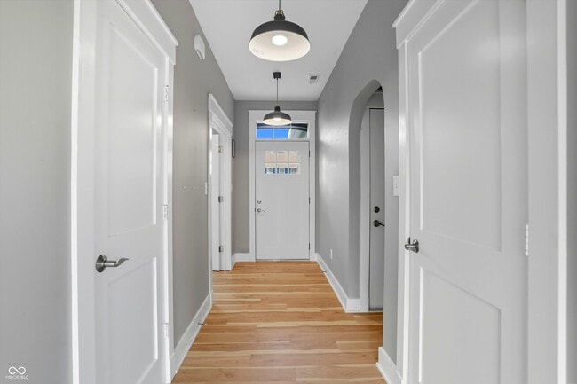 Building Photo - 12438 Hawks Landing Dr